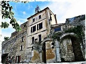 Le Petit Cafe Bed & Breakfast