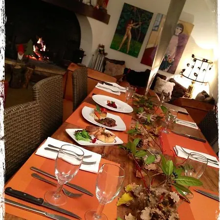 Bed & Breakfast Le Petit Cafe 3*