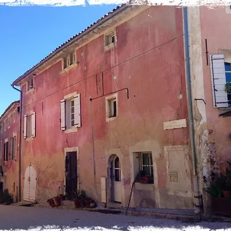 Le Petit Cafe Bed & Breakfast