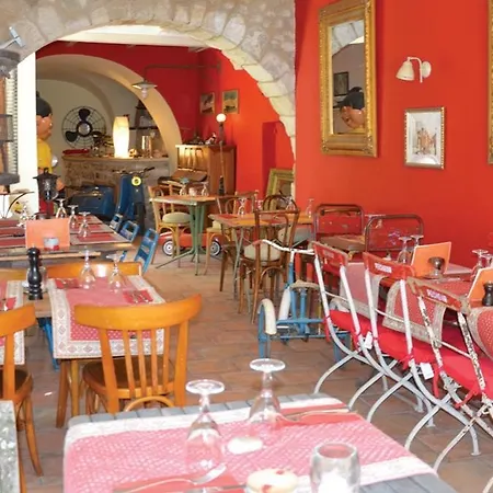 Bed & Breakfast Le Petit Cafe Oppède